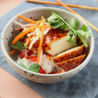 grilled chicken banh mi bowl