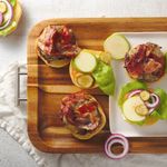 Texas burgers with bbq sauce and bacon