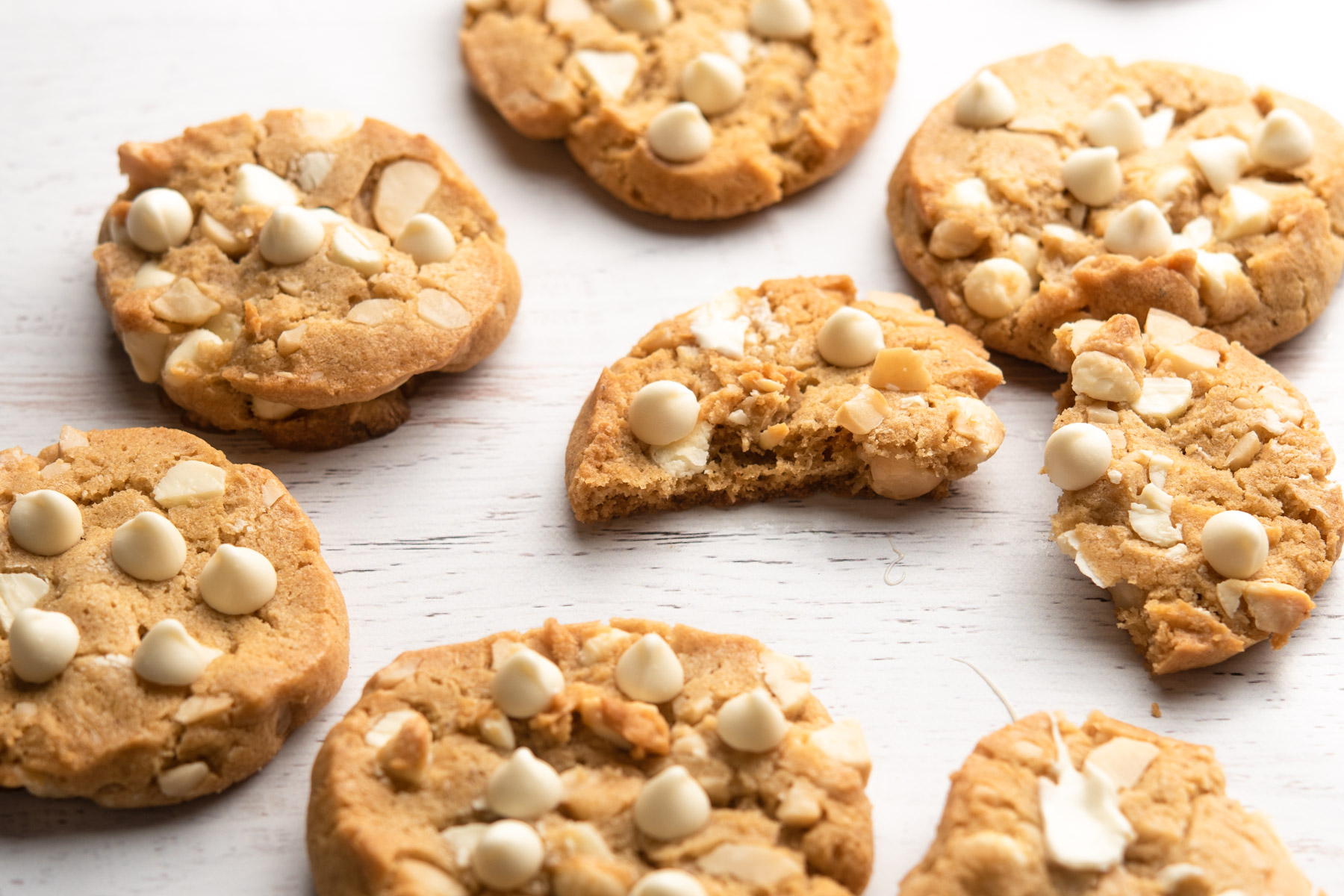 macadamia nut cookies