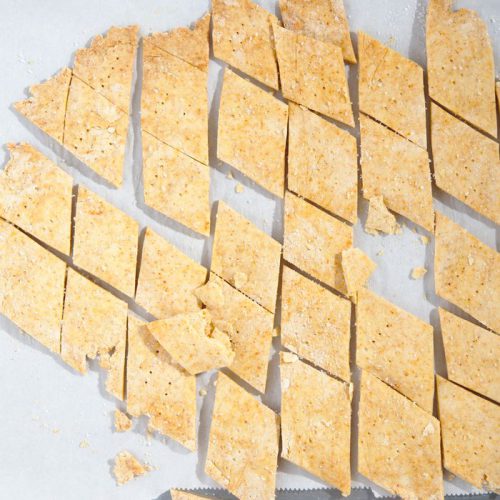 Vegan Olive Oil Crackers | The Frayed Apron