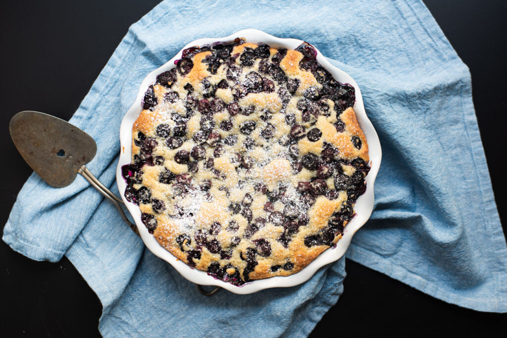 blueberry breakfast buckle cake