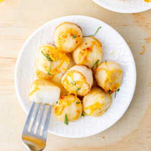baked scallops with citrus ginger sauce