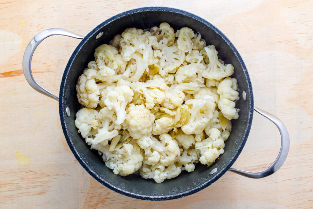 boiled cauliflower