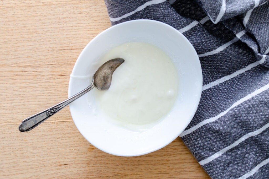 icing in a bowl