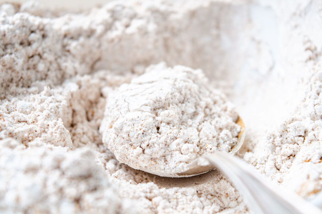 powdered sugar blended with pumpkin pie spice