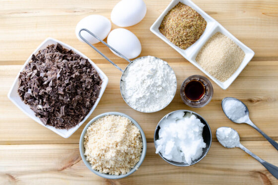 dark chocolate chopped, eggs, flax meal, gluten-free flour blend, cane sugar, coconut oil, salt, baking powder, vanilla